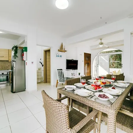 Florentia Villa Paralimni